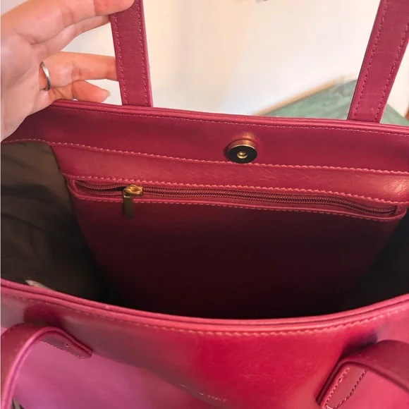 Matt & Nat Burgundy Tote Bag - Picture 5 of 6